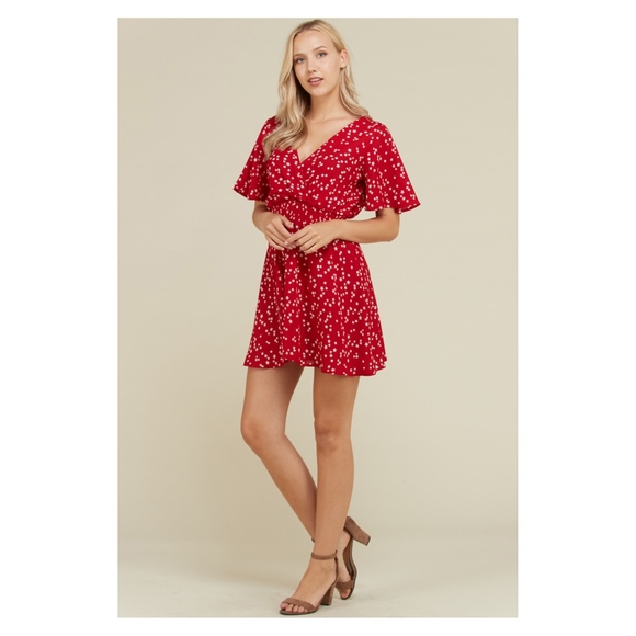 Red Star Print Fit and Flare Casual Dress - Picture 2 of 4